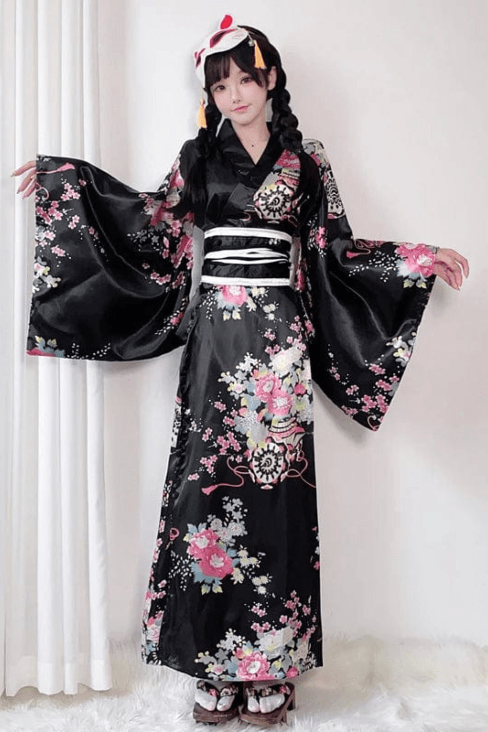 Costume traditionnel japonais femme sale